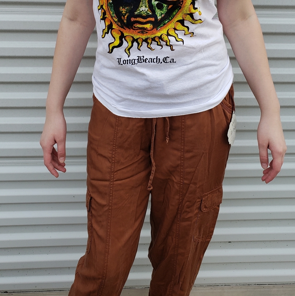 Knox Rose Women's Joggers in Brown - Picture 3 of 9